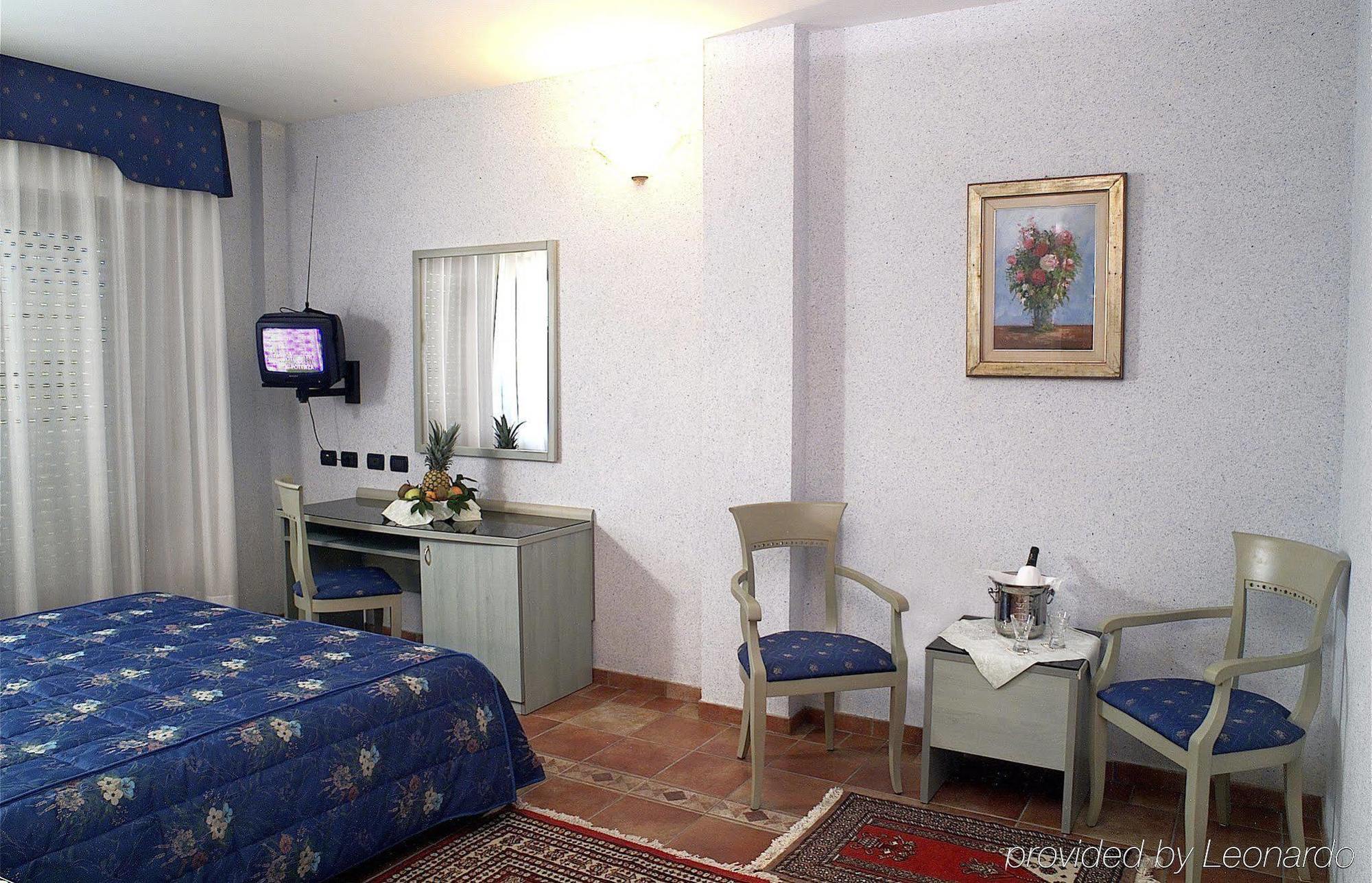 Hotel San Giorgio Sangano Pokoj fotografie