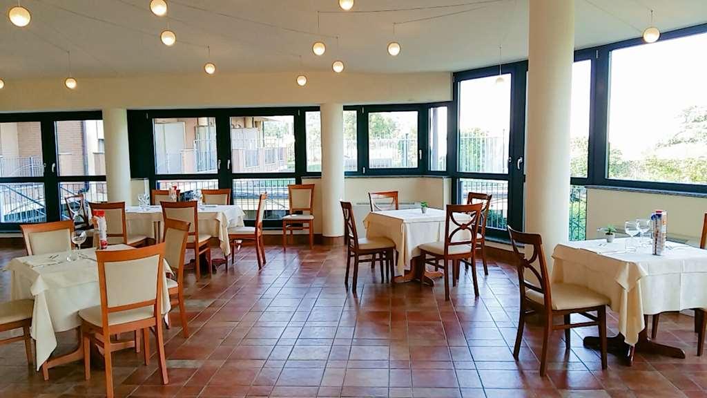 Hotel San Giorgio Sangano Restaurace fotografie